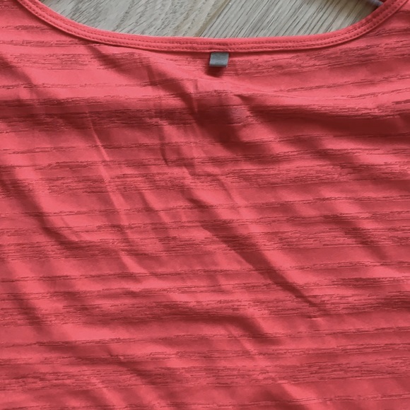 Nike Dri-Fit Sheer Pink T-Shirt Top Sz L - Picture 5 of 5